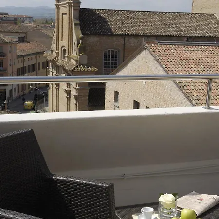 Masini Hotel 4*